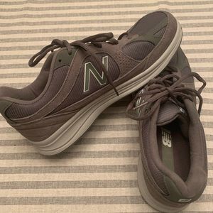 Men’s New Balance 877